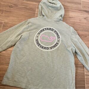Vineyard Vines hooded t-shirt - size 7